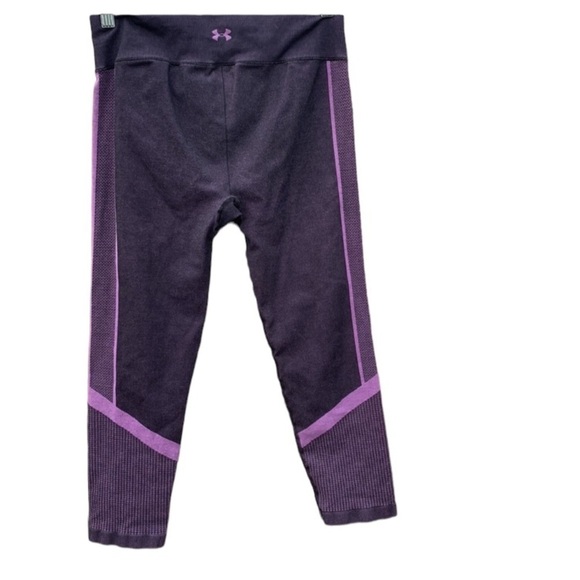 Under Armour
Purple Activewear Capri Leggings, small - Picture 2 of 3